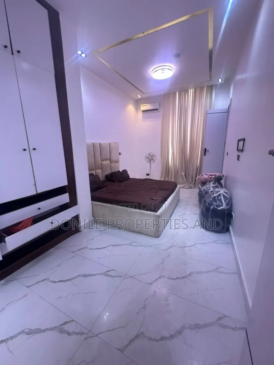 Furnished 5bdrm Duplex in Palm Residence, Idado for sale
