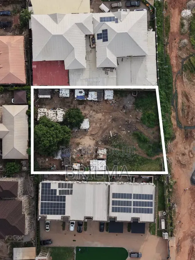 1700 SQM Residential Land in Mabushi for Sale