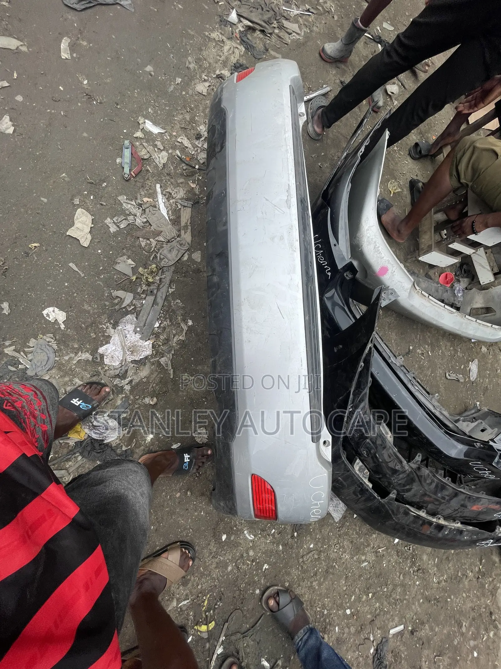 Back Bumper Rx 330
