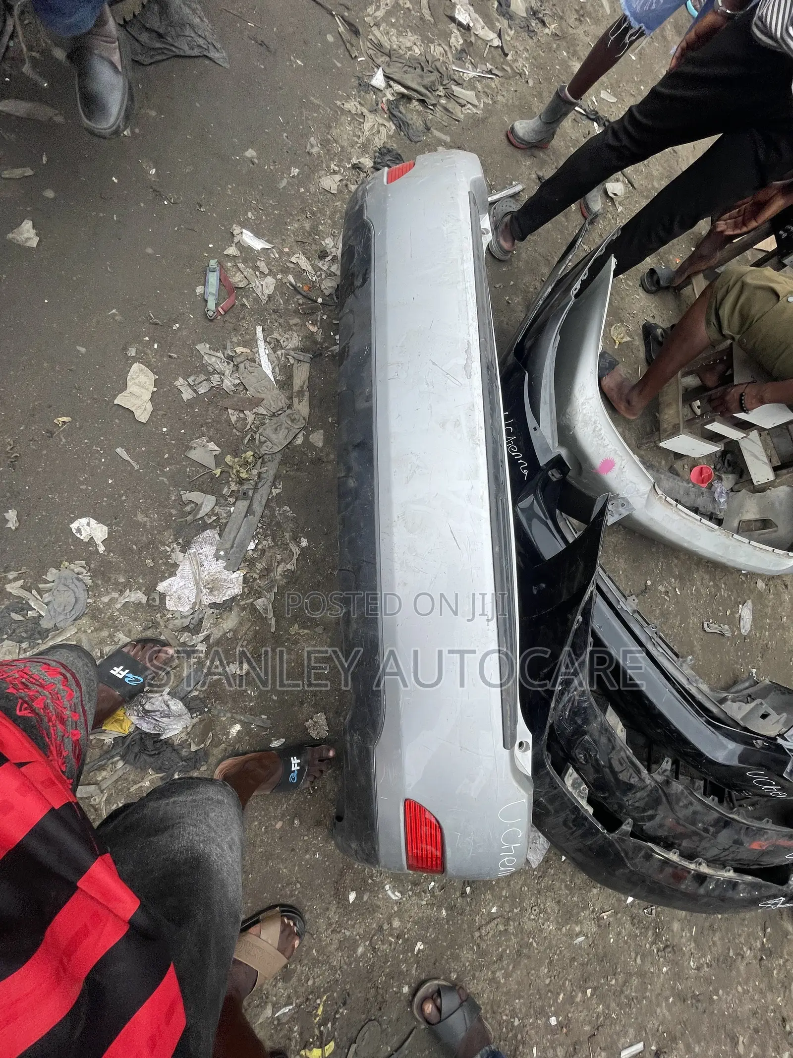 Back Bumper Rx 330