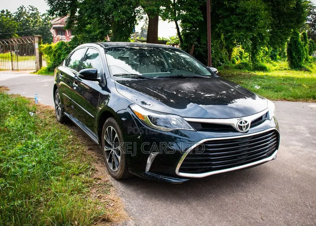 Toyota Avalon 2016 Black