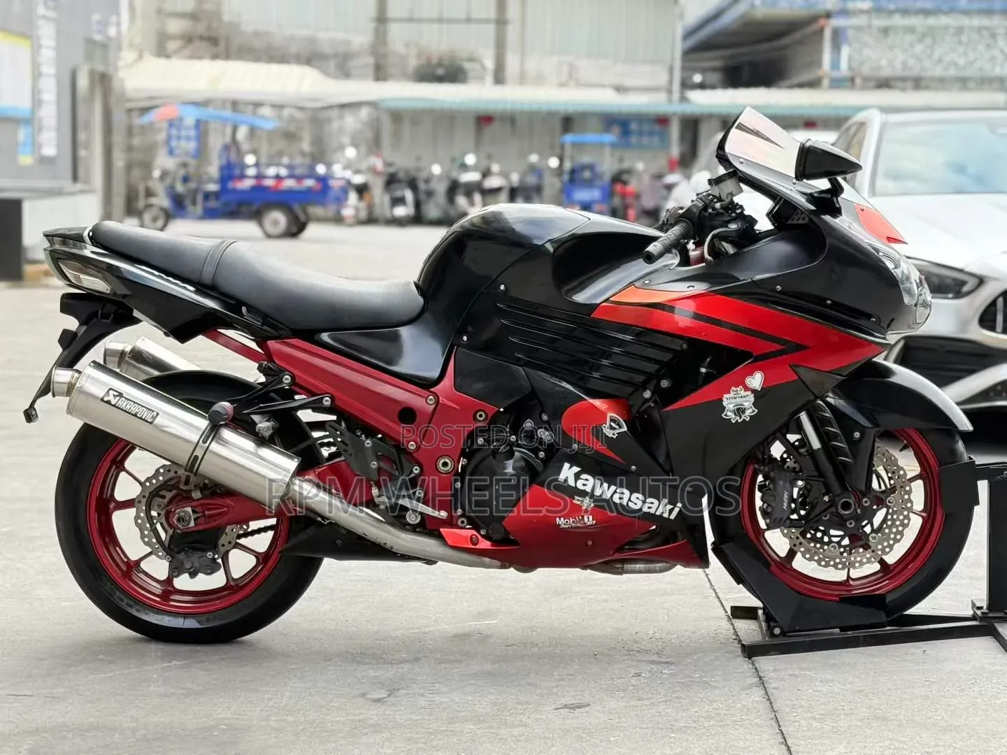 Kawasaki Ninja ZX-14R 2008 Red