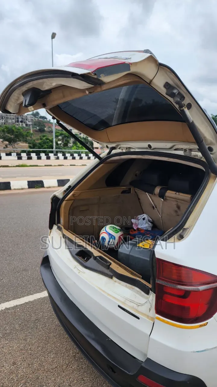 BMW X5 2010 White