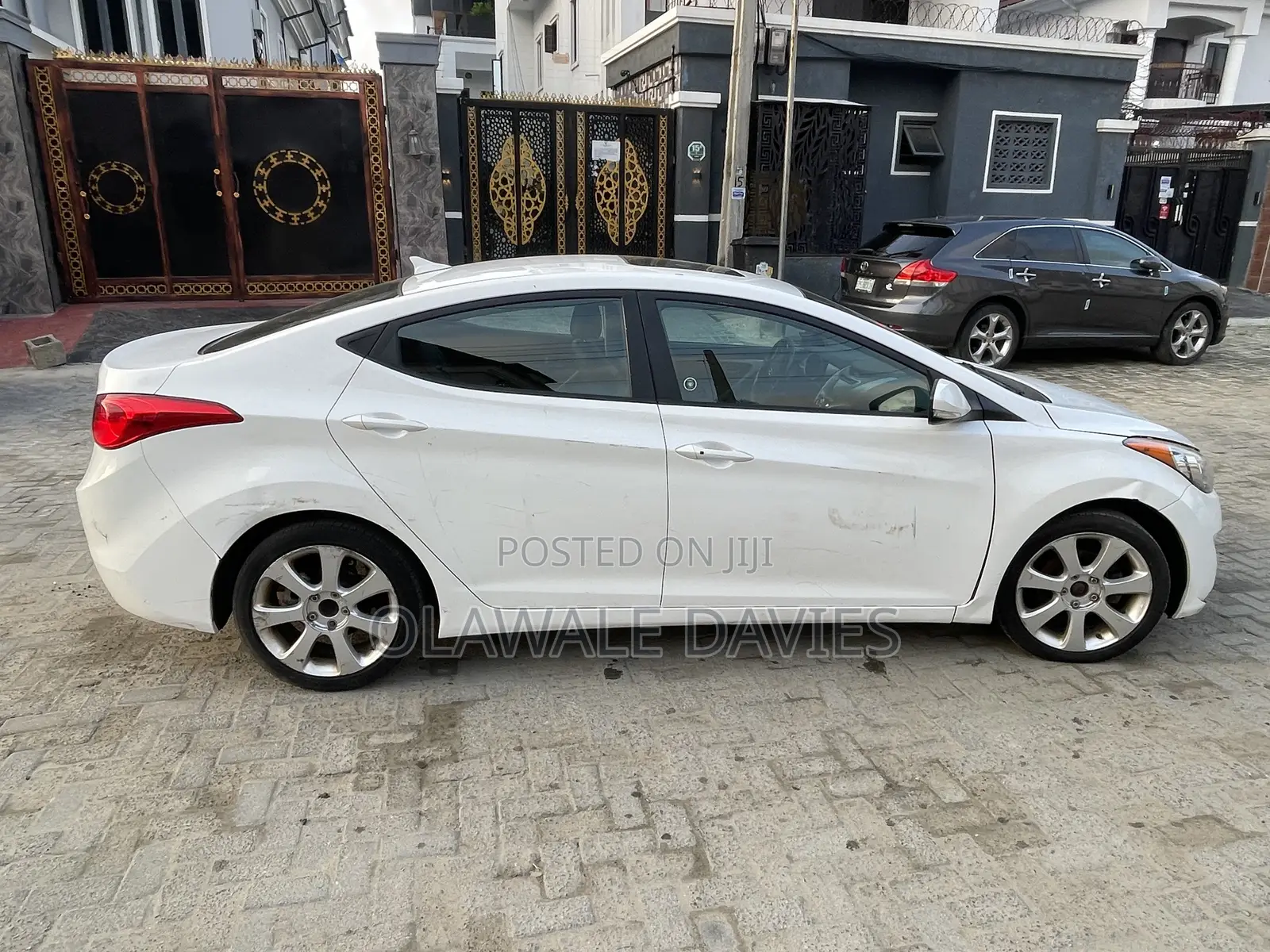 Hyundai Elantra Limited Sedan FWD (1.8L 4cyl 6A) 2013 White