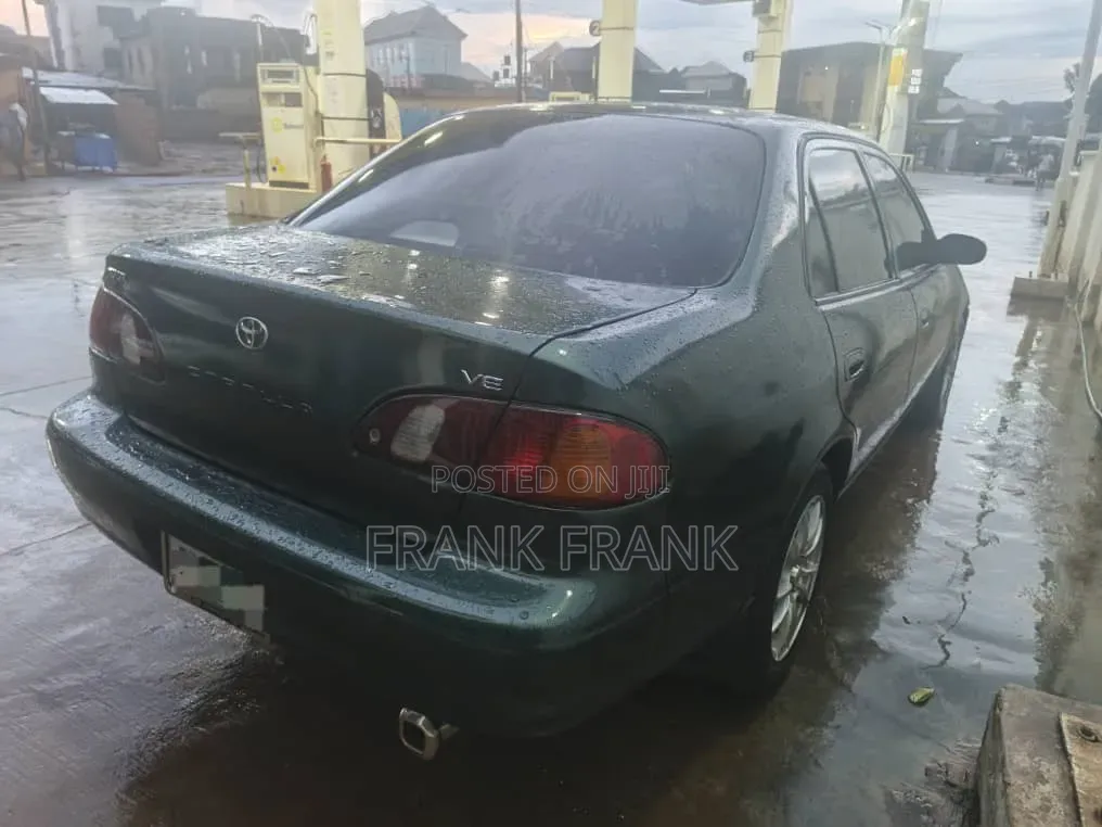 Toyota Corolla 2002 Green