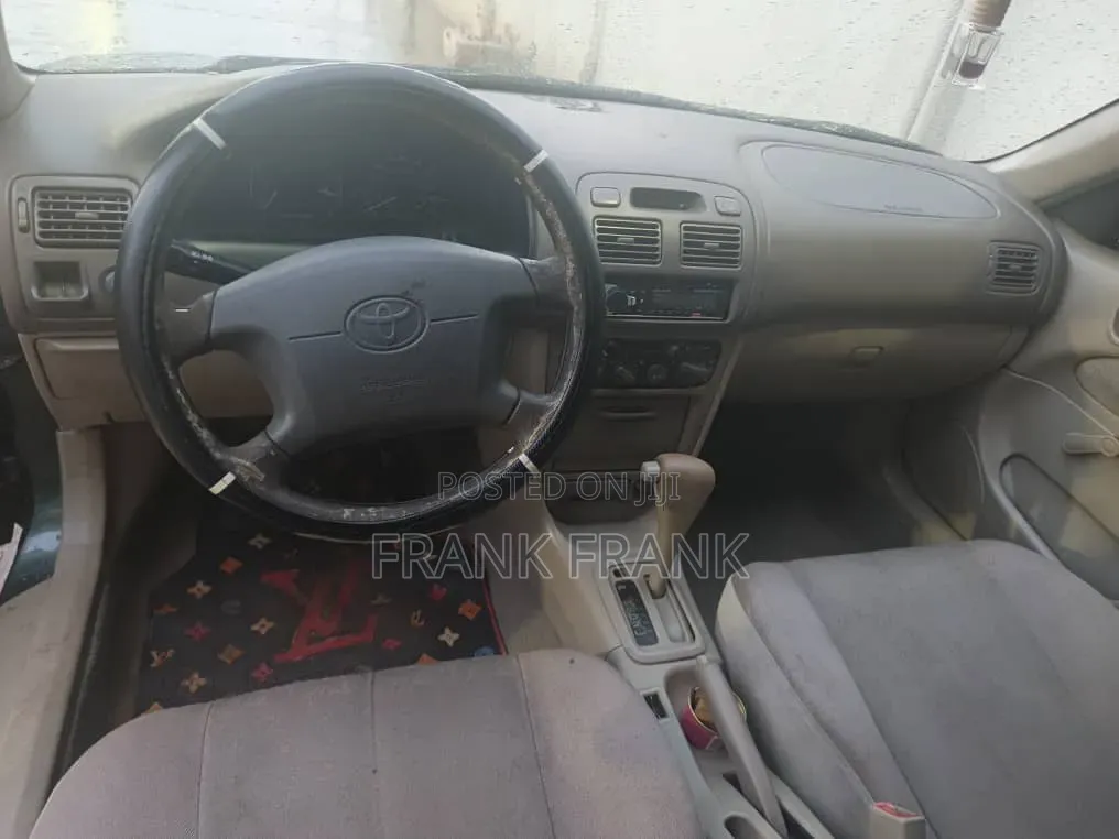 Toyota Corolla 2002 Green
