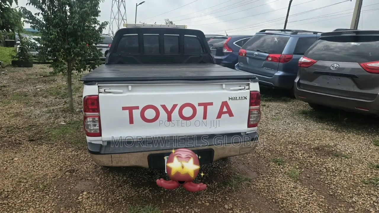 Toyota Hilux 2.0 VVT-i 2010 Silver