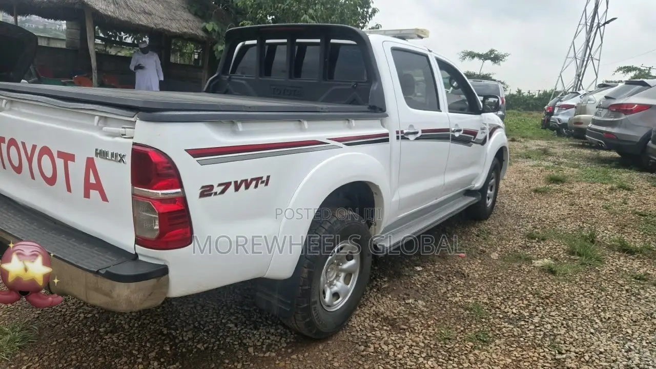 Toyota Hilux 2.0 VVT-i 2010 Silver