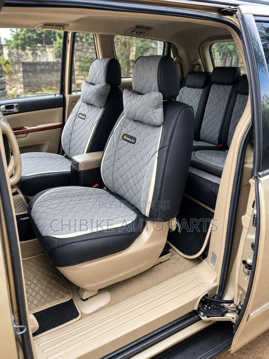 Sienna and Highlander 7 Seater Smile Face Leather Seat Cover