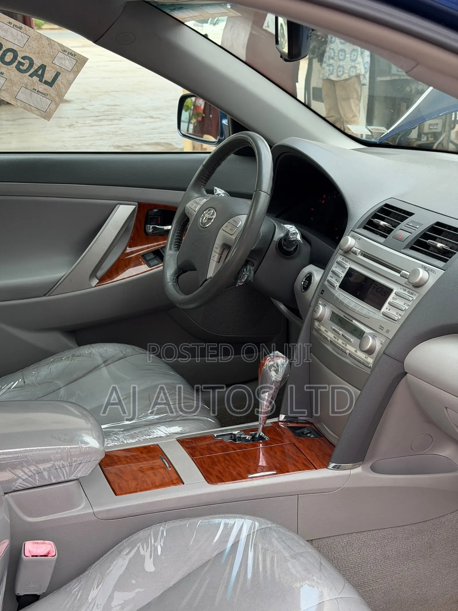 Toyota Camry XLE 4dr Sedan (2.5L 4cyl 6AM) 2010 Blue