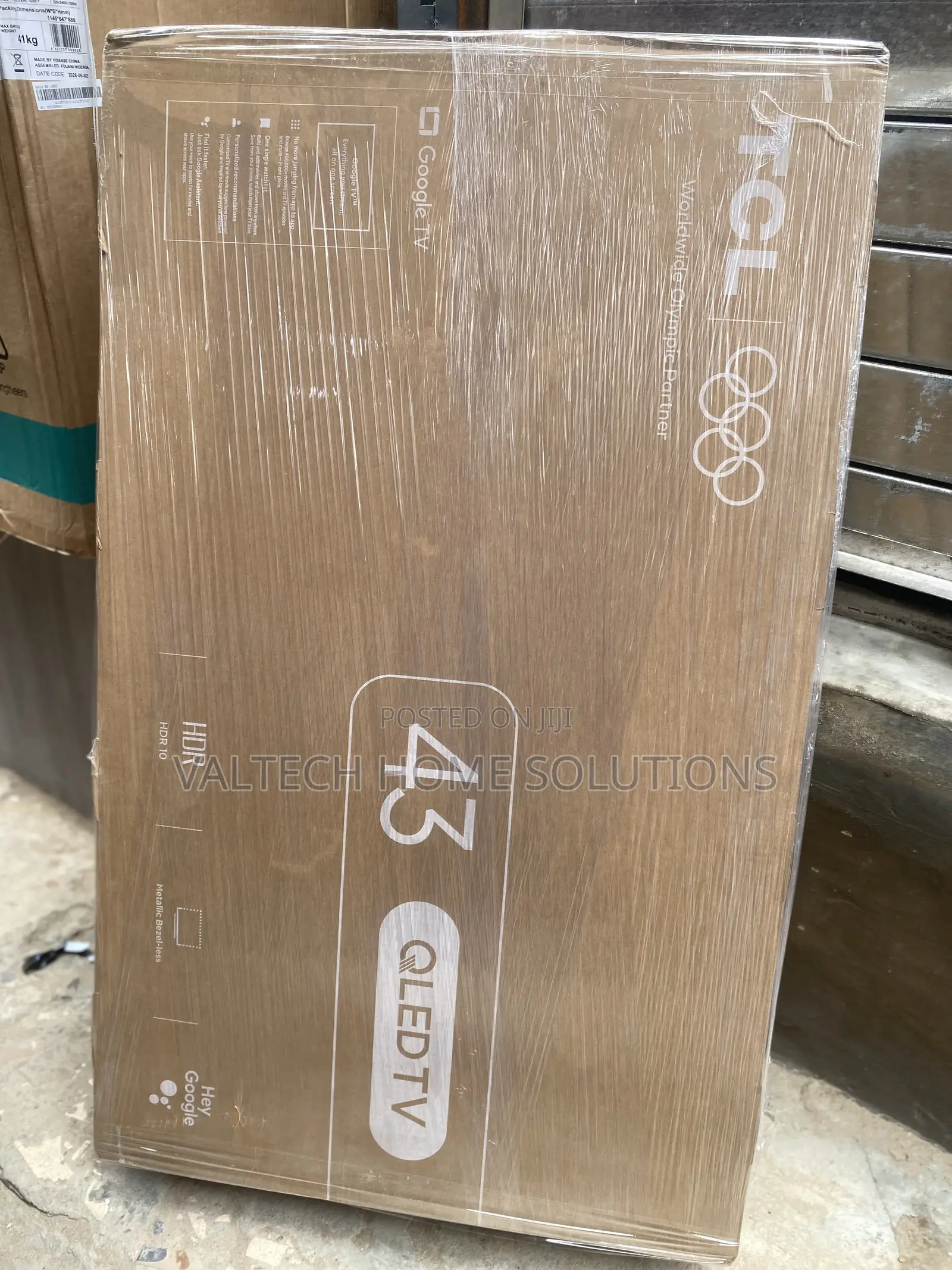 43” QLED Smart TV – Big Picture, Smart Experience