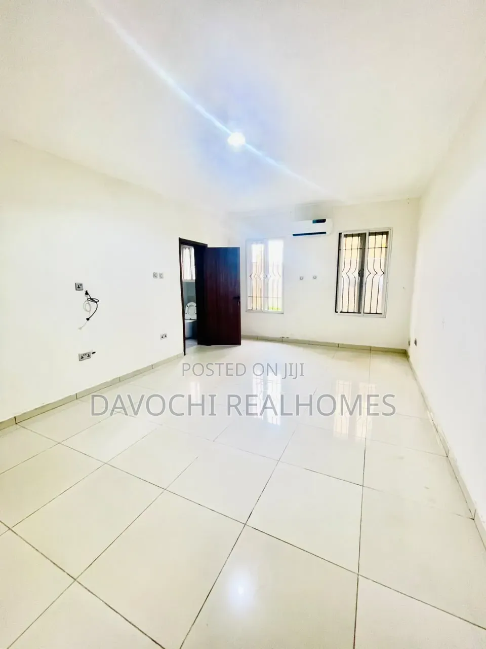 3bdrm Apartment in Lekki Phase 1 for rent