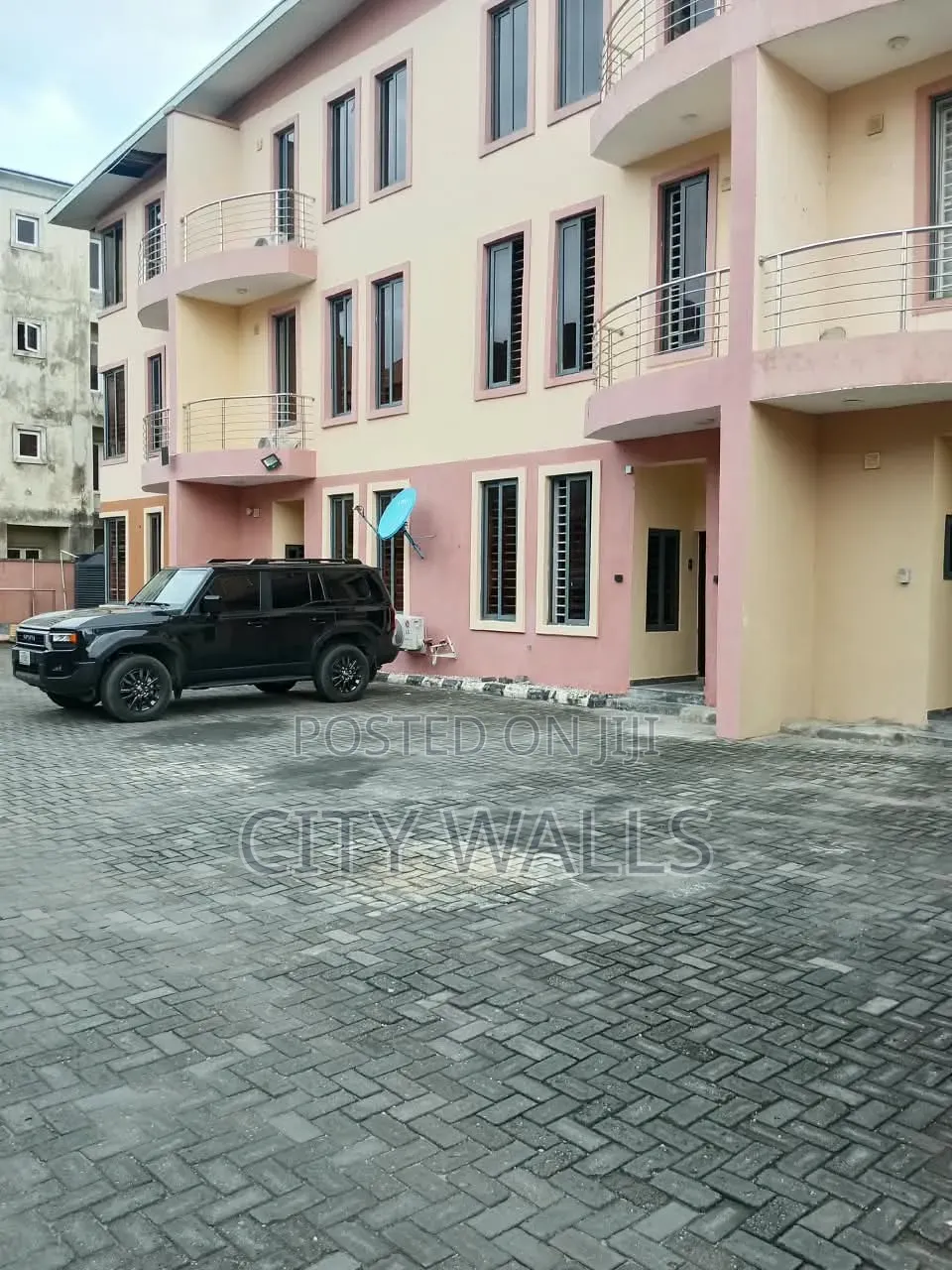4bdrm Maisonette in Victoria Island Extension for rent