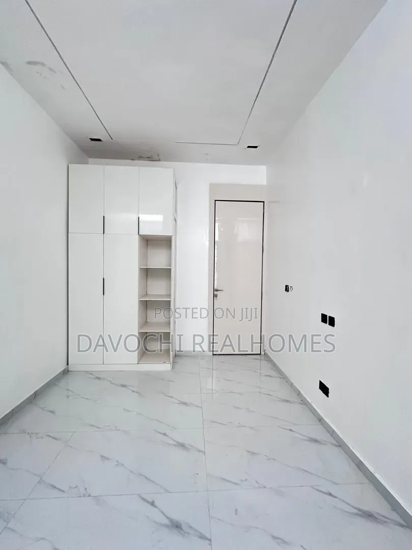 Luxury 5-Bedroom Detached Duplex + Bq With Excellent Facility