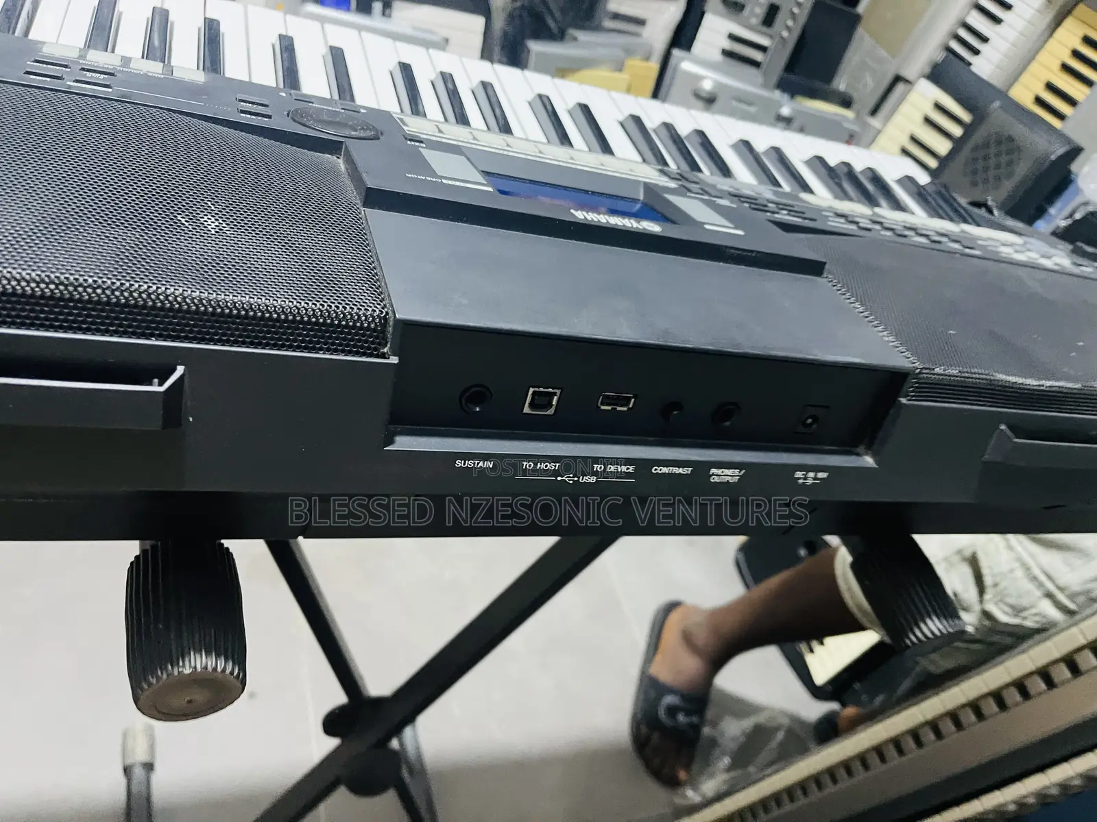 Tokunbo PSR 550