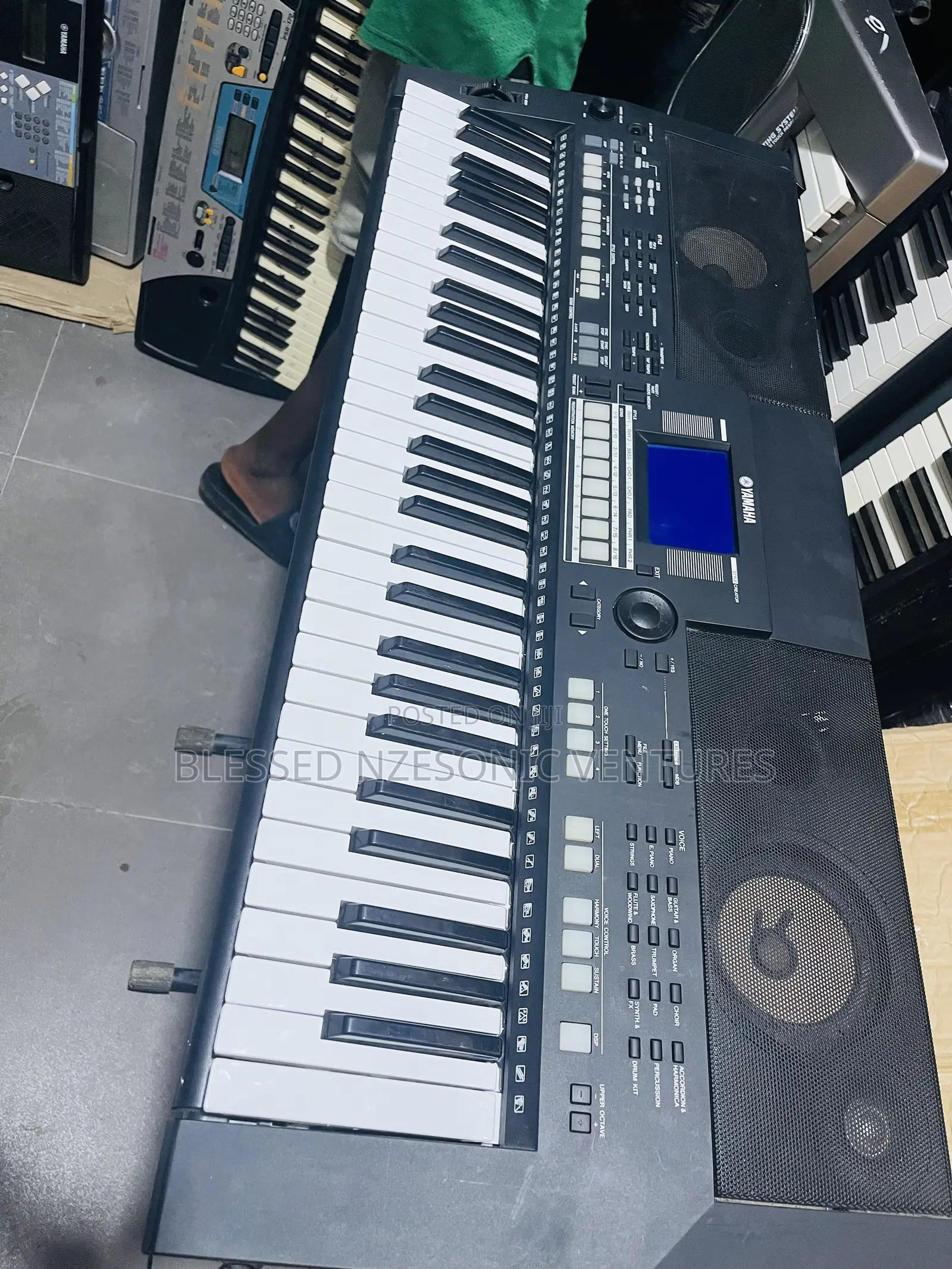 Tokunbo PSR 550
