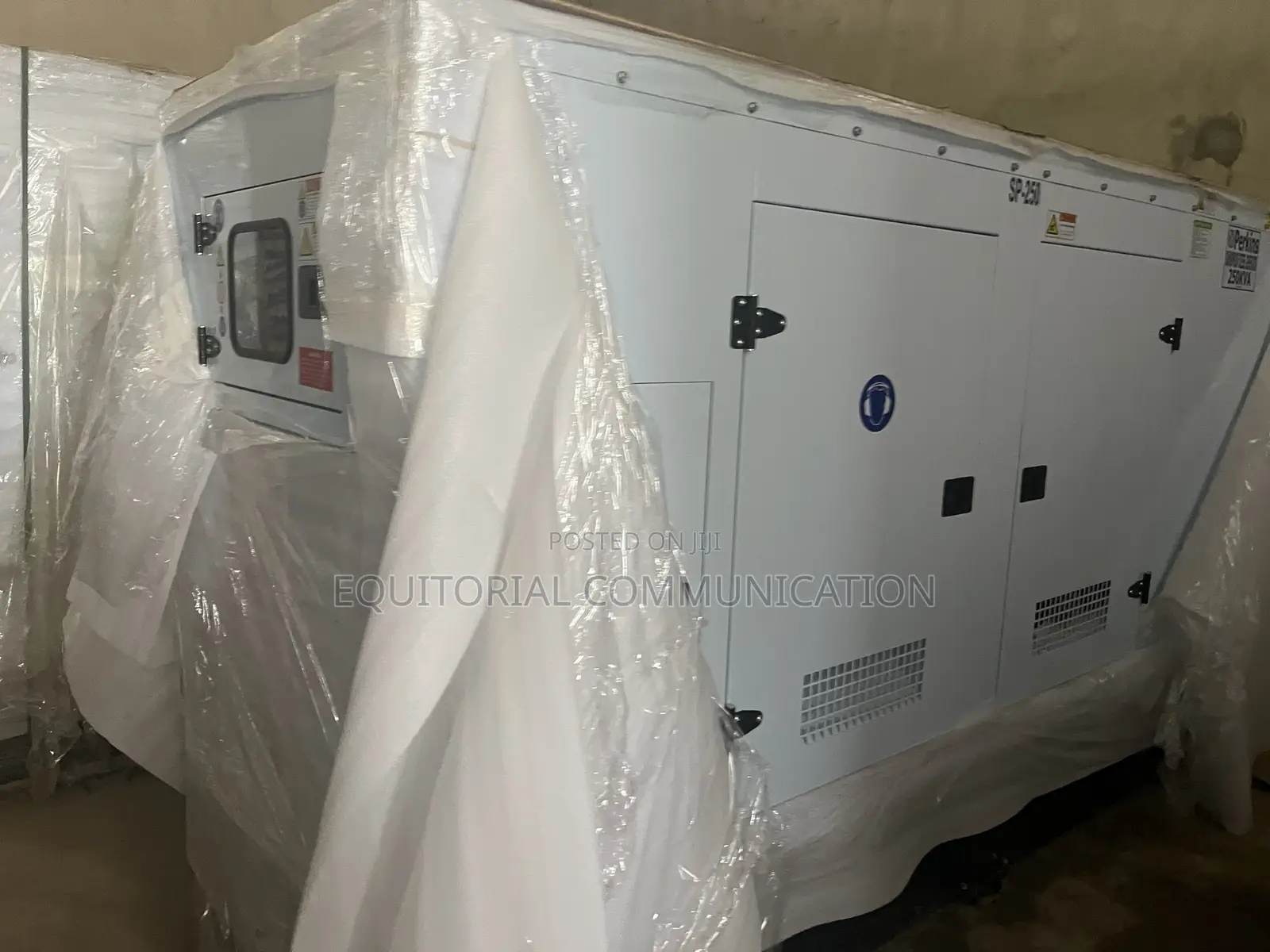 Perkins 250KVA Soundproof Industrial Generator