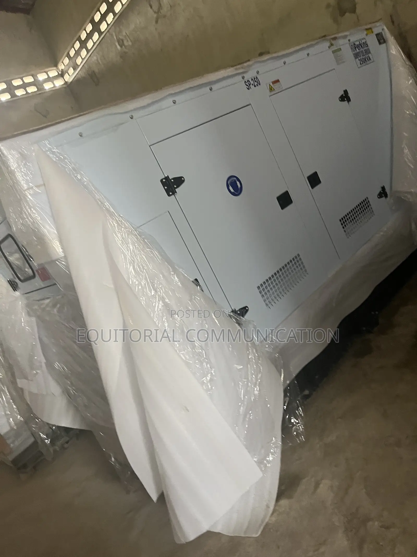 250KVA Perkins Silent Generator for Factories