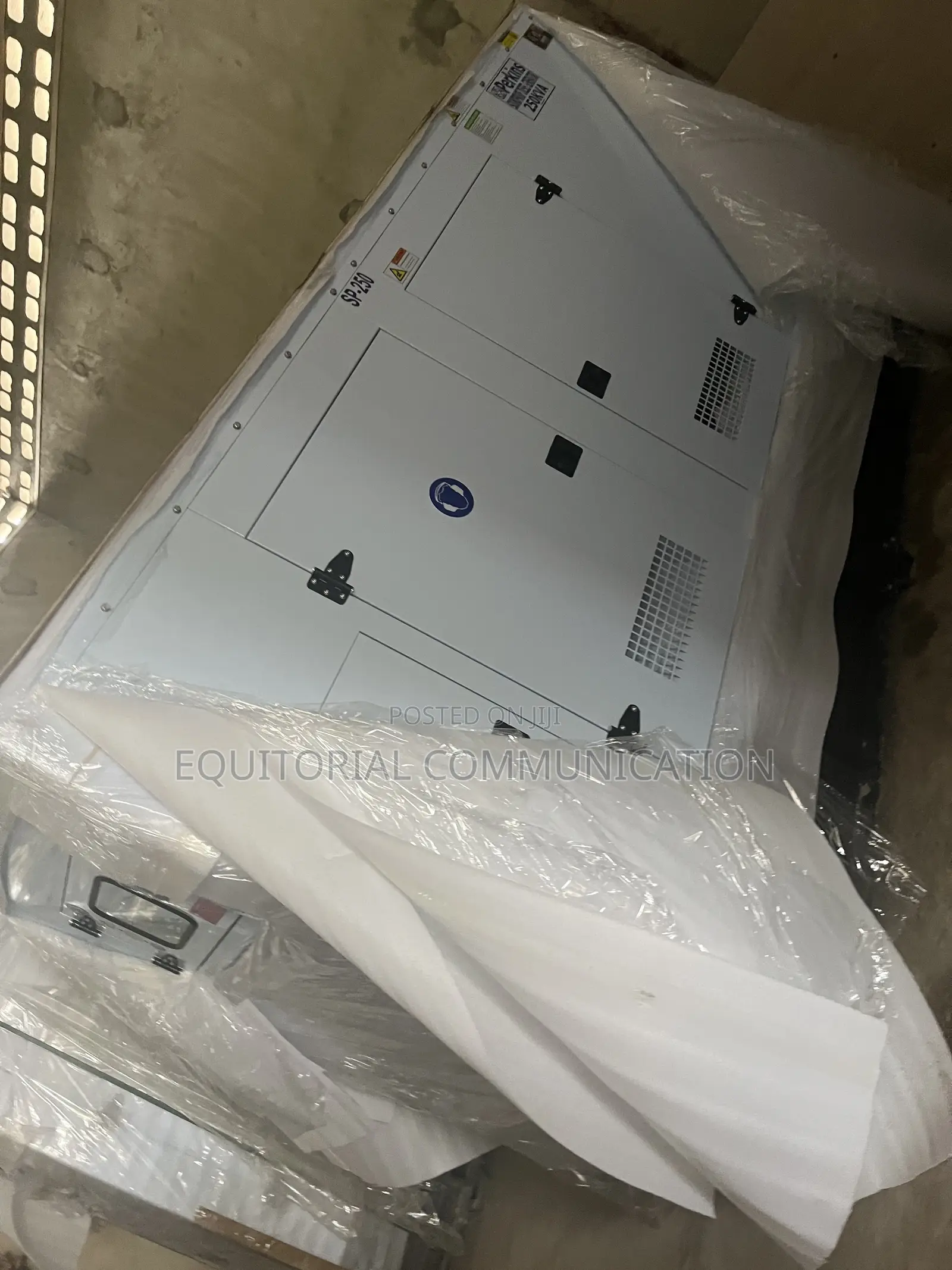 250KVA Perkins Commercial Electricity Generator