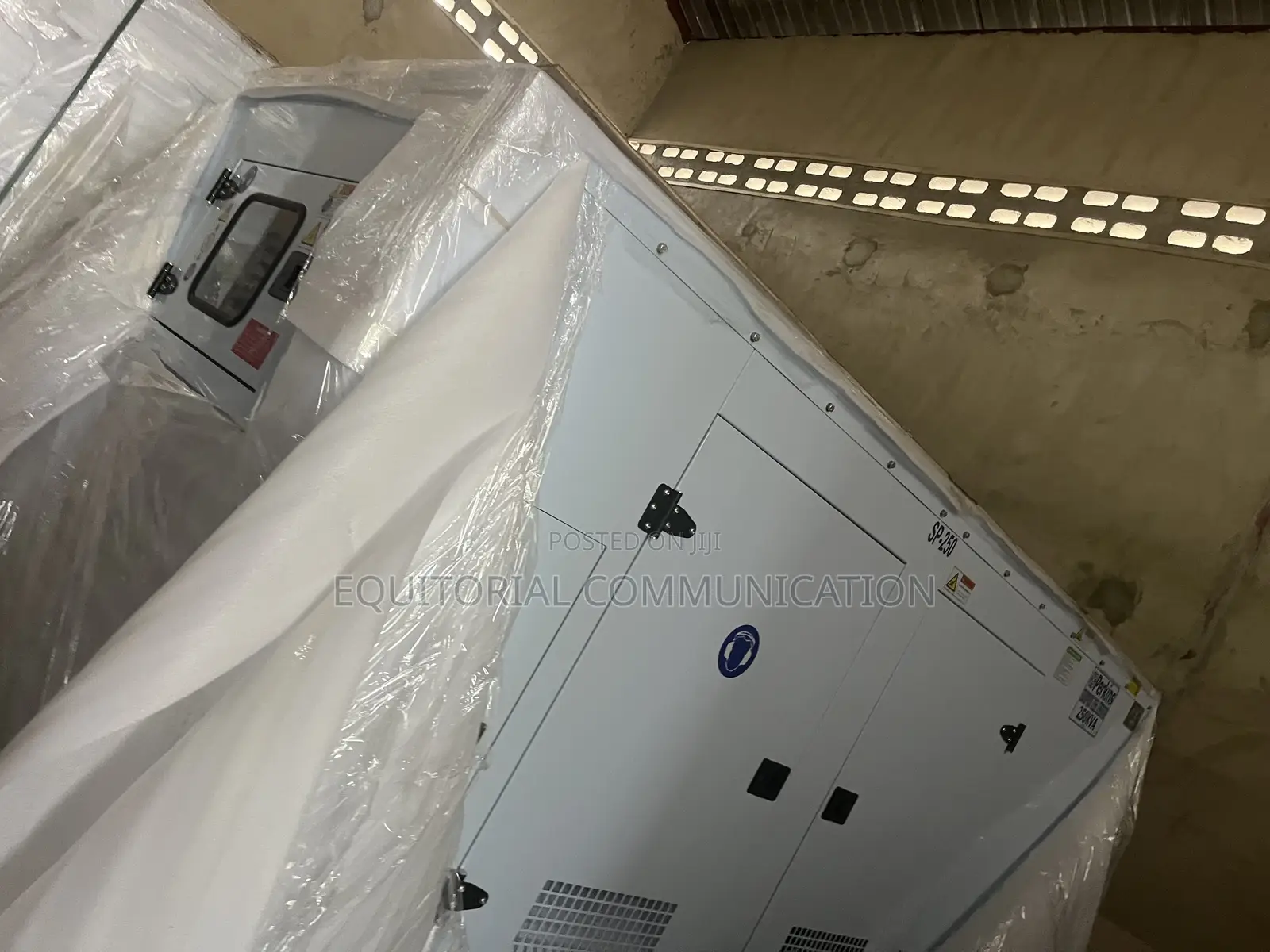 Perkins 250KVA Soundproof Diesel Power Set