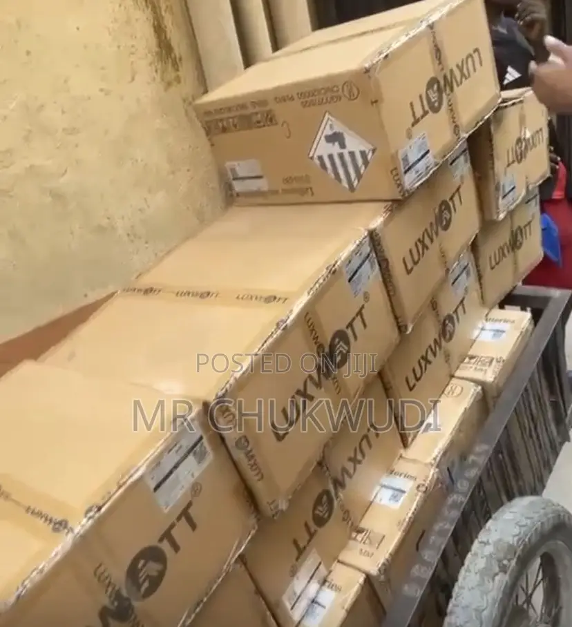 3kwh 25.6v Luxwott Solar Lithium Batteries Is Available