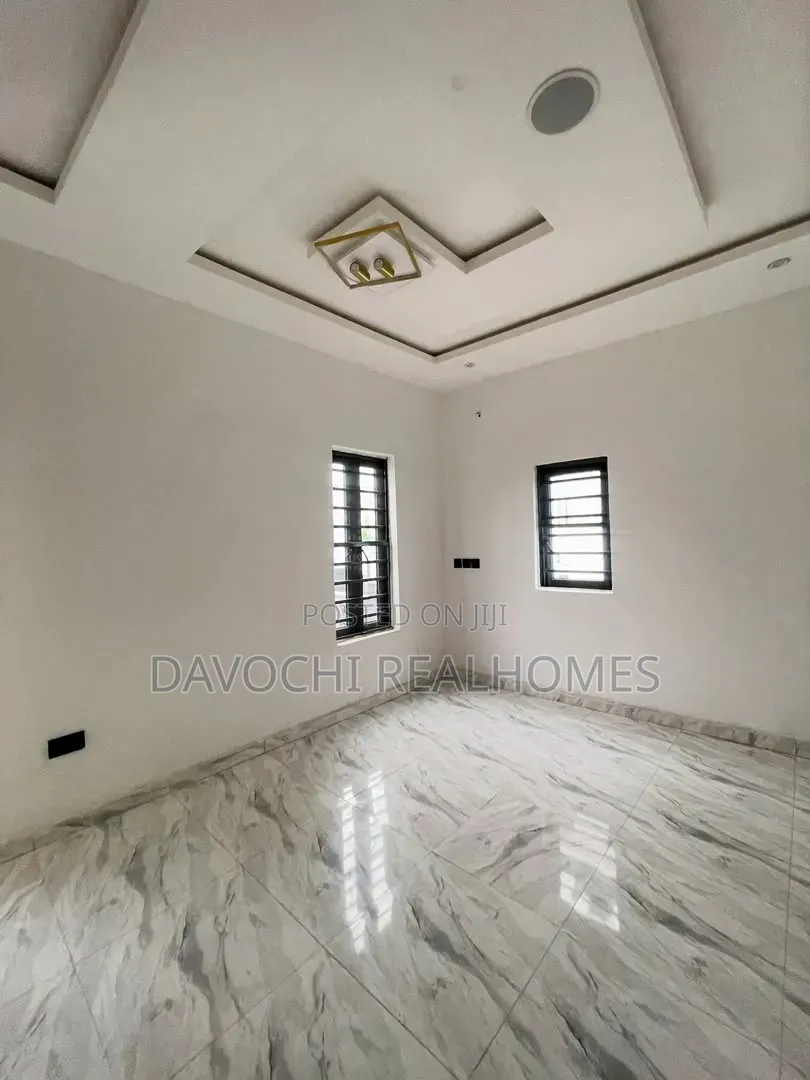 3bdrm Duplex in Ikota for rent