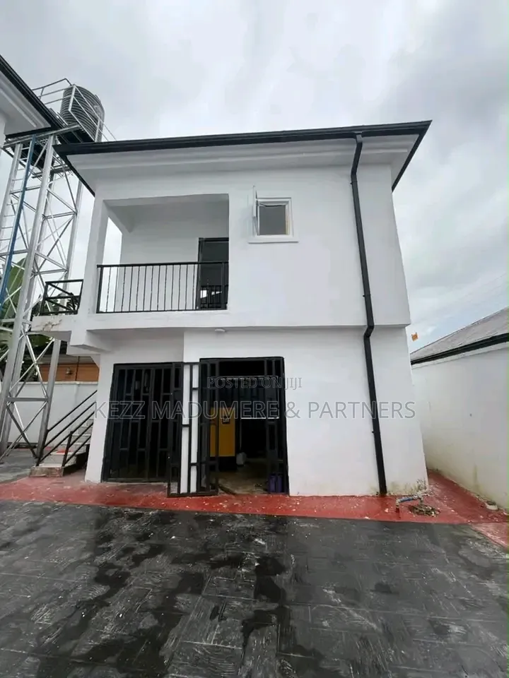 6bdrm Duplex in Iwofe Ada George, New Layout for sale