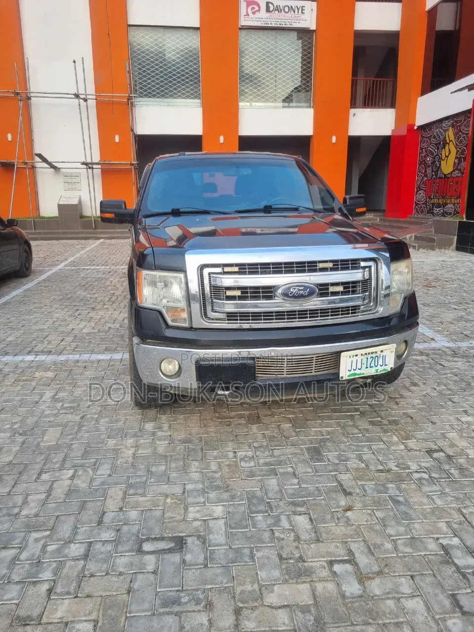 Ford F-150 King Ranch 4dr SuperCrew 5.5 ft. SB (5.0L 8cyl 6A) 2015