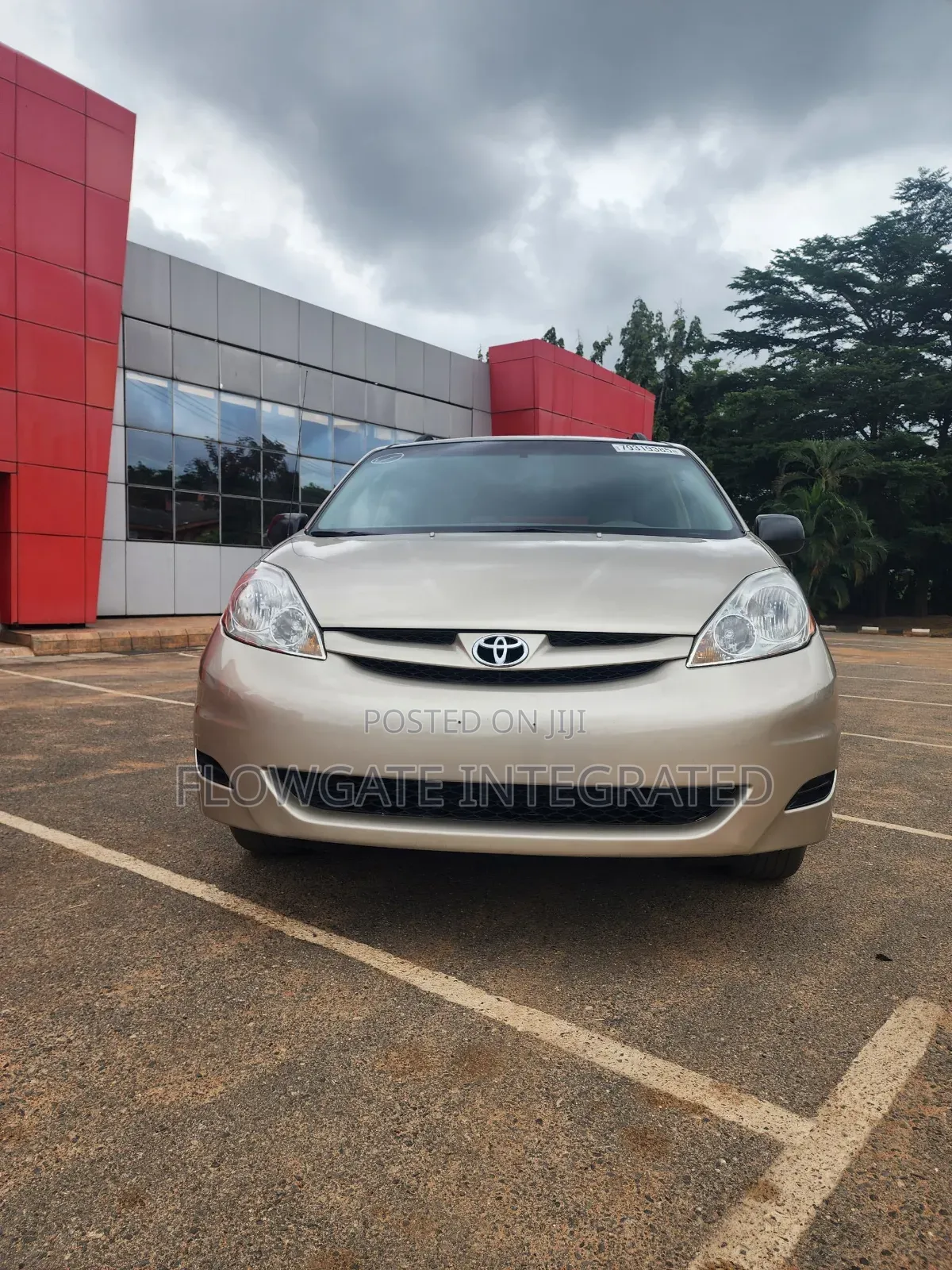 Toyota Sienna LE FWD 2006 Gold