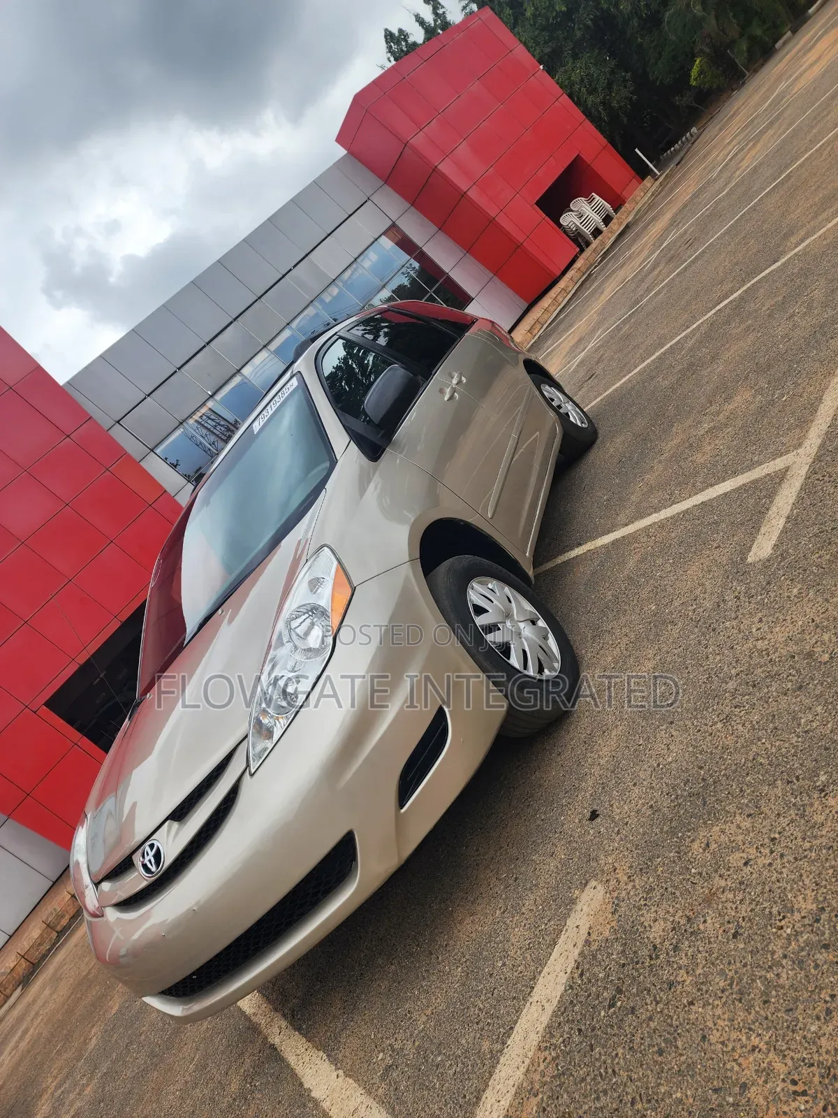 Toyota Sienna LE FWD 2006 Gold