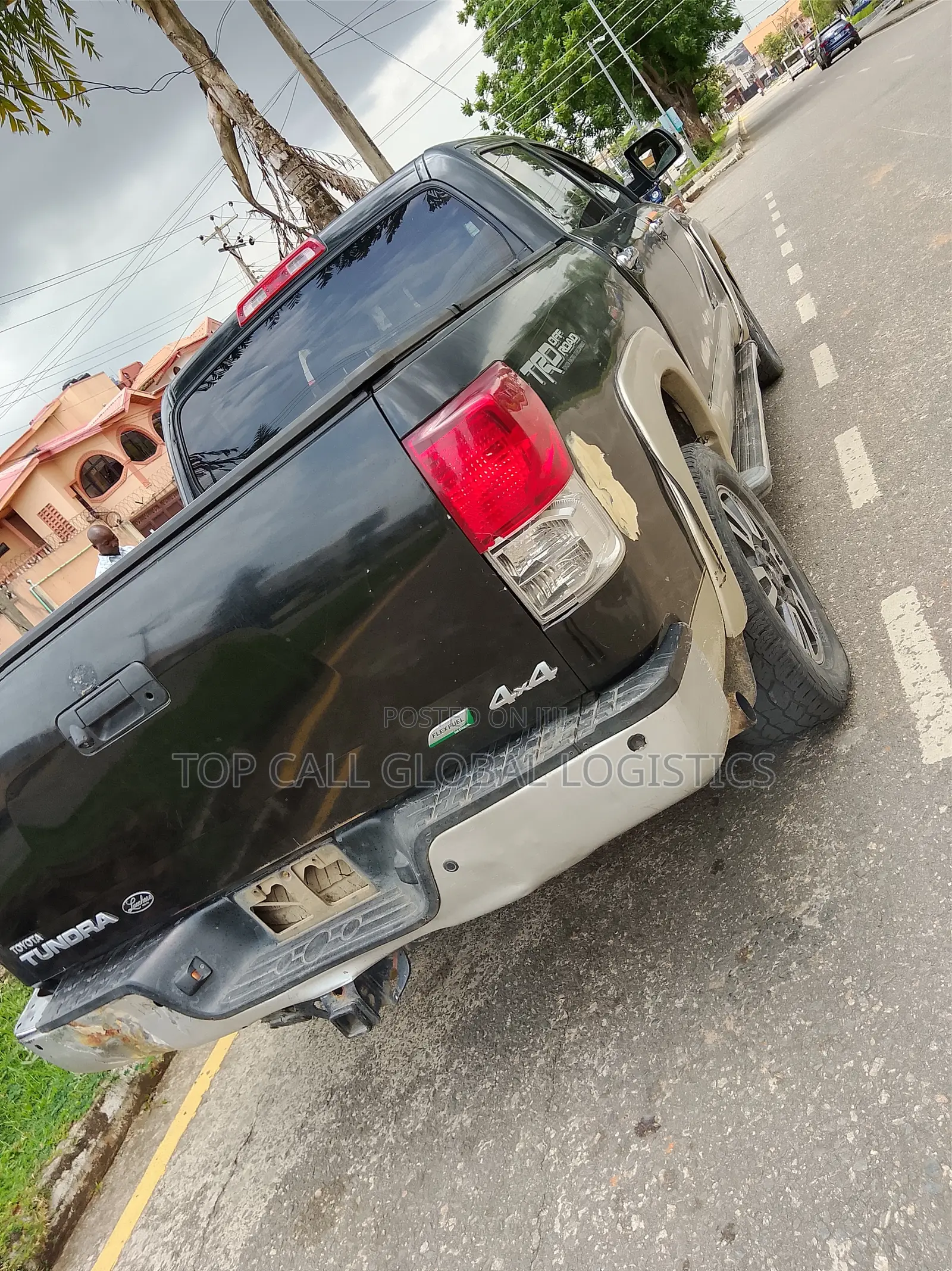 Toyota Tundra CrewMax 4x4 Limited 2011 Black