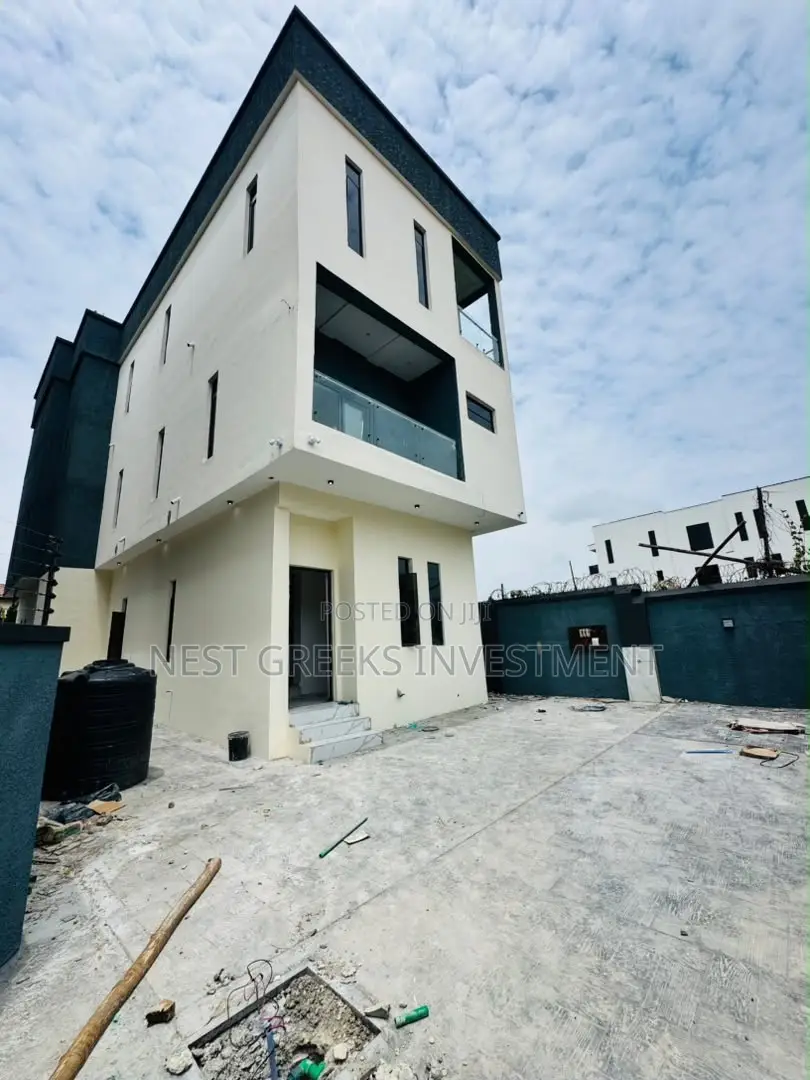 5bdrm Duplex in Magodo Gra 2, Berger for rent