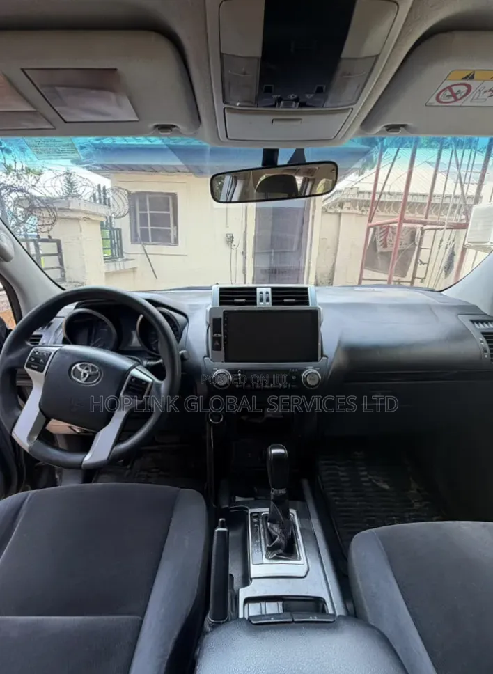 Toyota Land Cruiser Prado 2017 Black