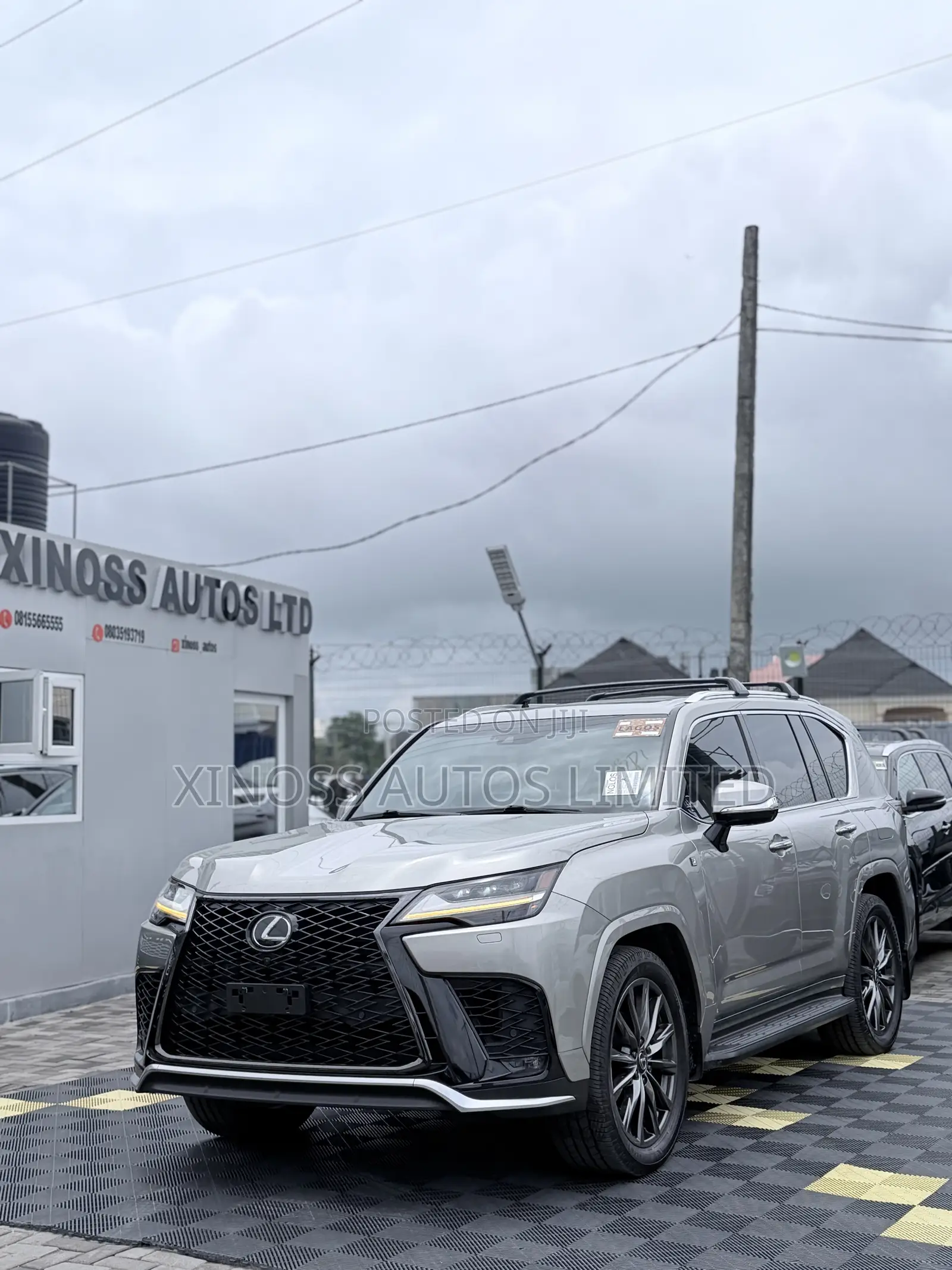 Lexus LX 600 2024 Gold
