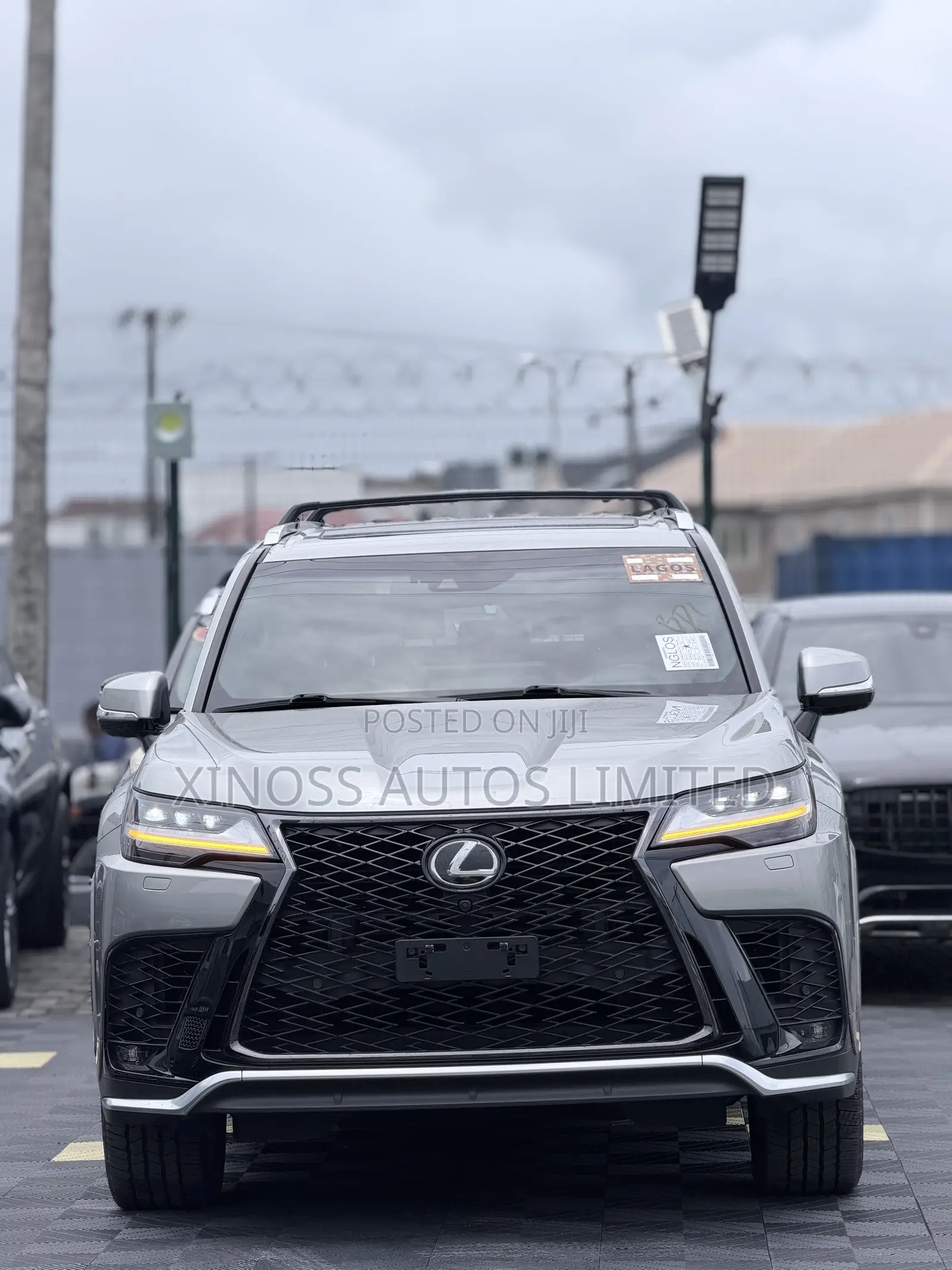 Lexus LX 600 2024 Gold