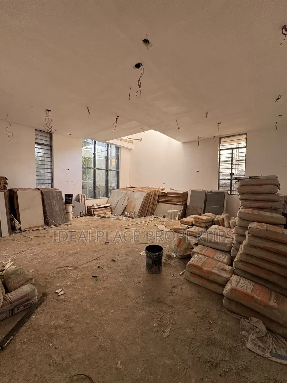 5bdrm Duplex in Ikeja GRA for sale