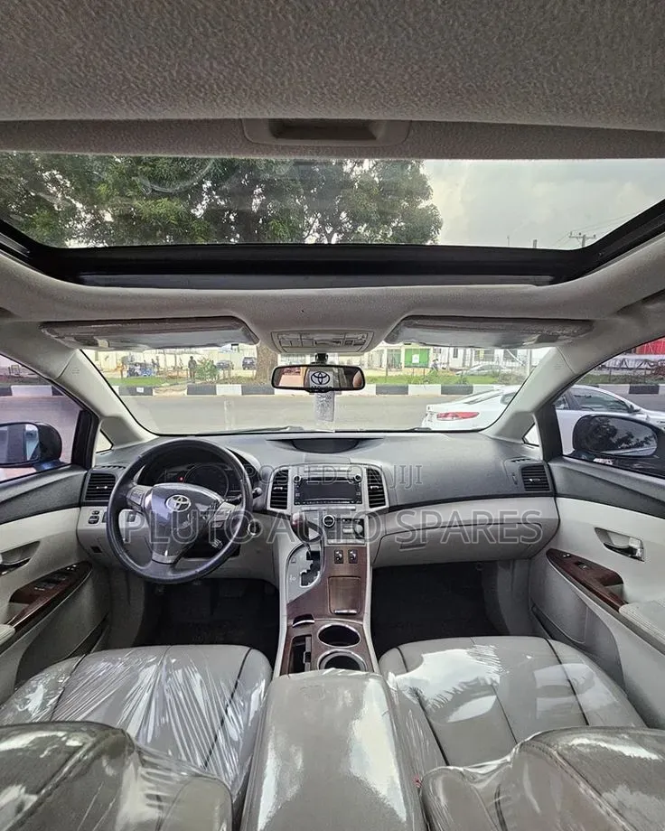 Toyota Venza Interior Look With Premium Custom Seat Wraps
