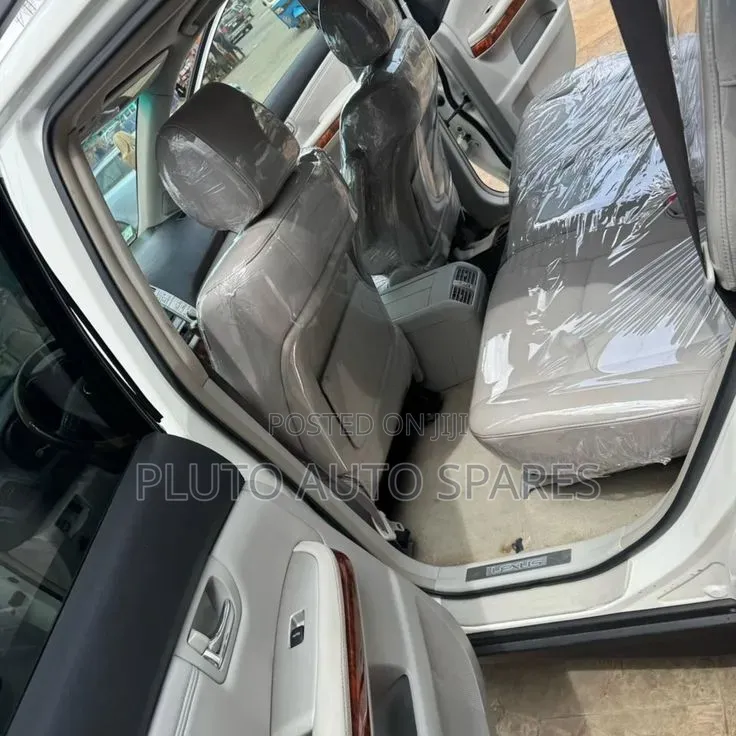 Toyota Venza Interior Look With Premium Custom Seat Wraps