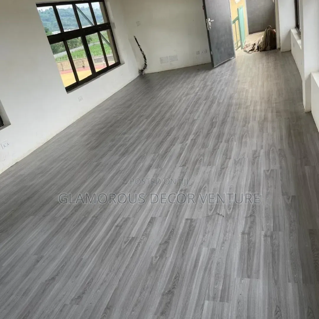 Proffesional Foreign Vinyl Flooring Installer in AKURE