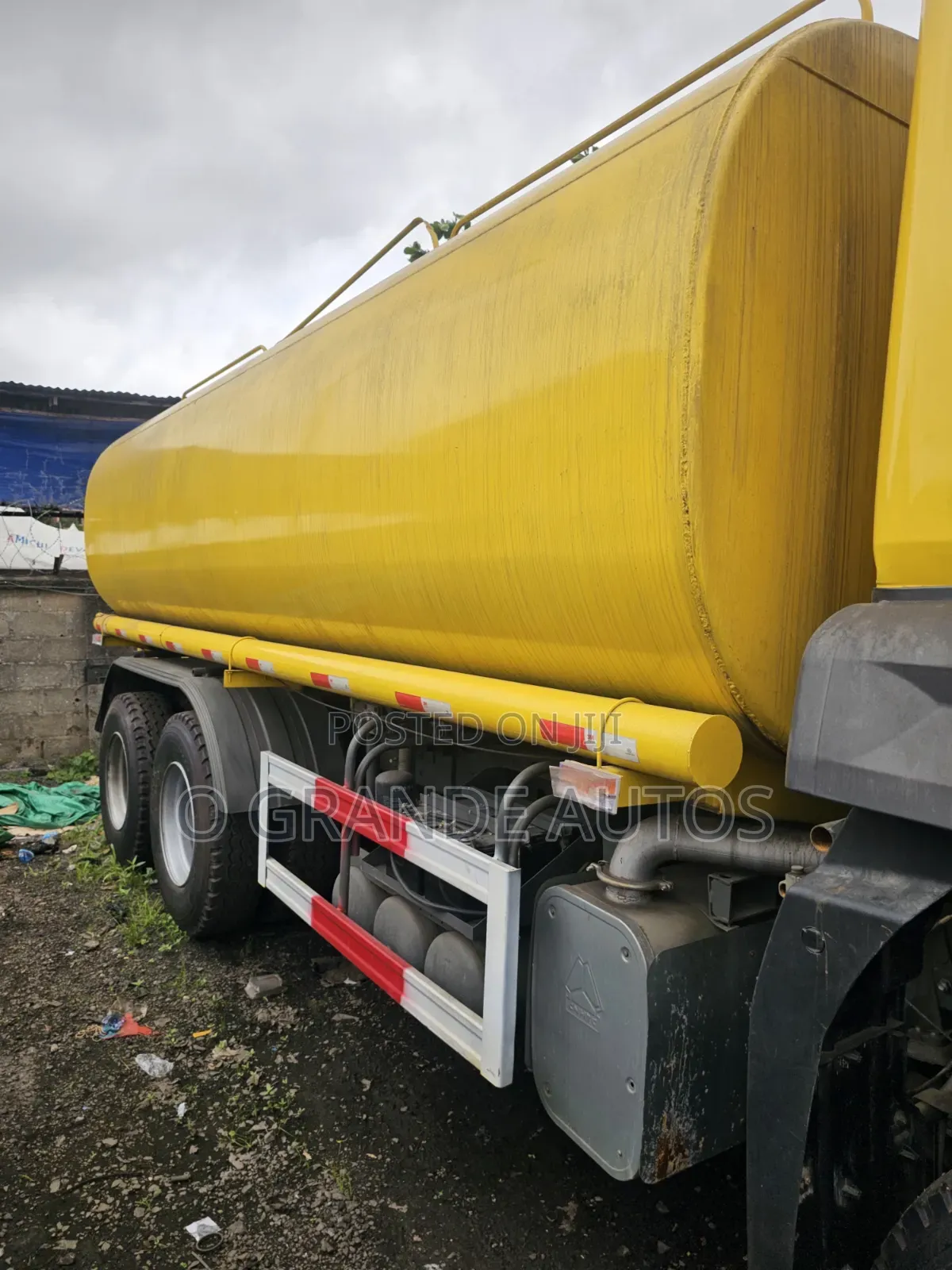 Sinotruk Howo Tank Truck Direct Belgium