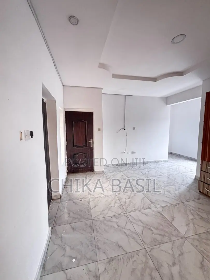 4bdrm Shared Apartment in Ikota for rent