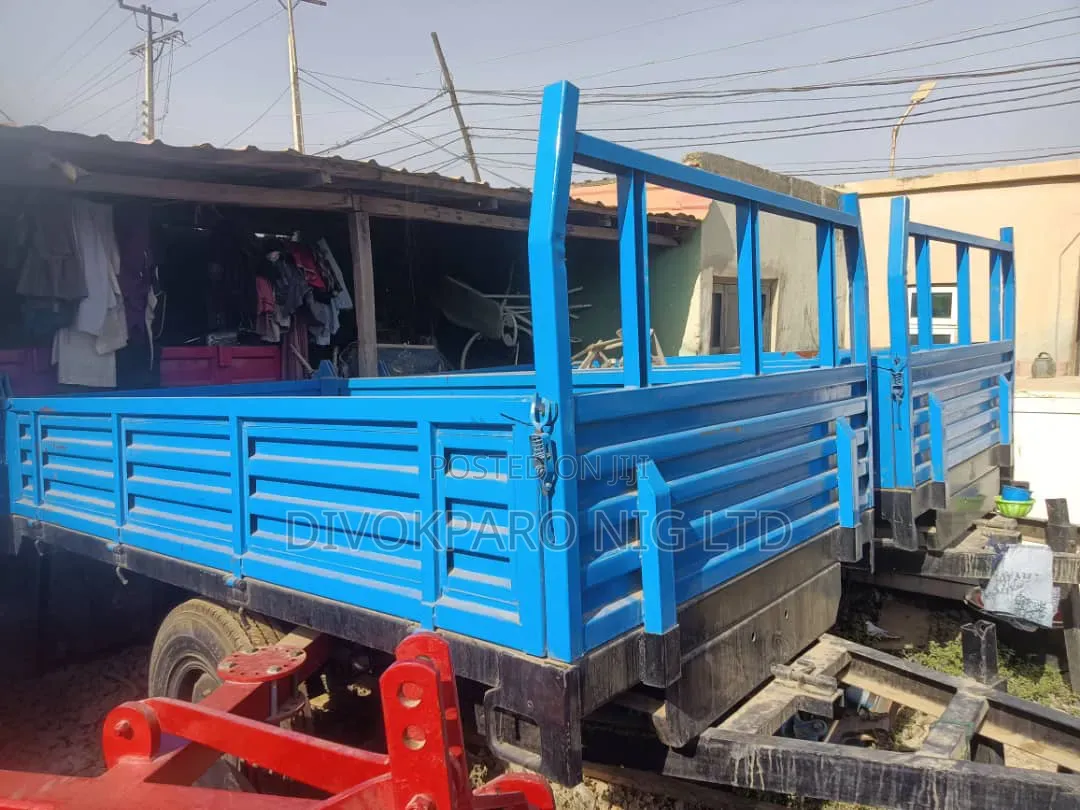 5 Tons Tractor Bucket