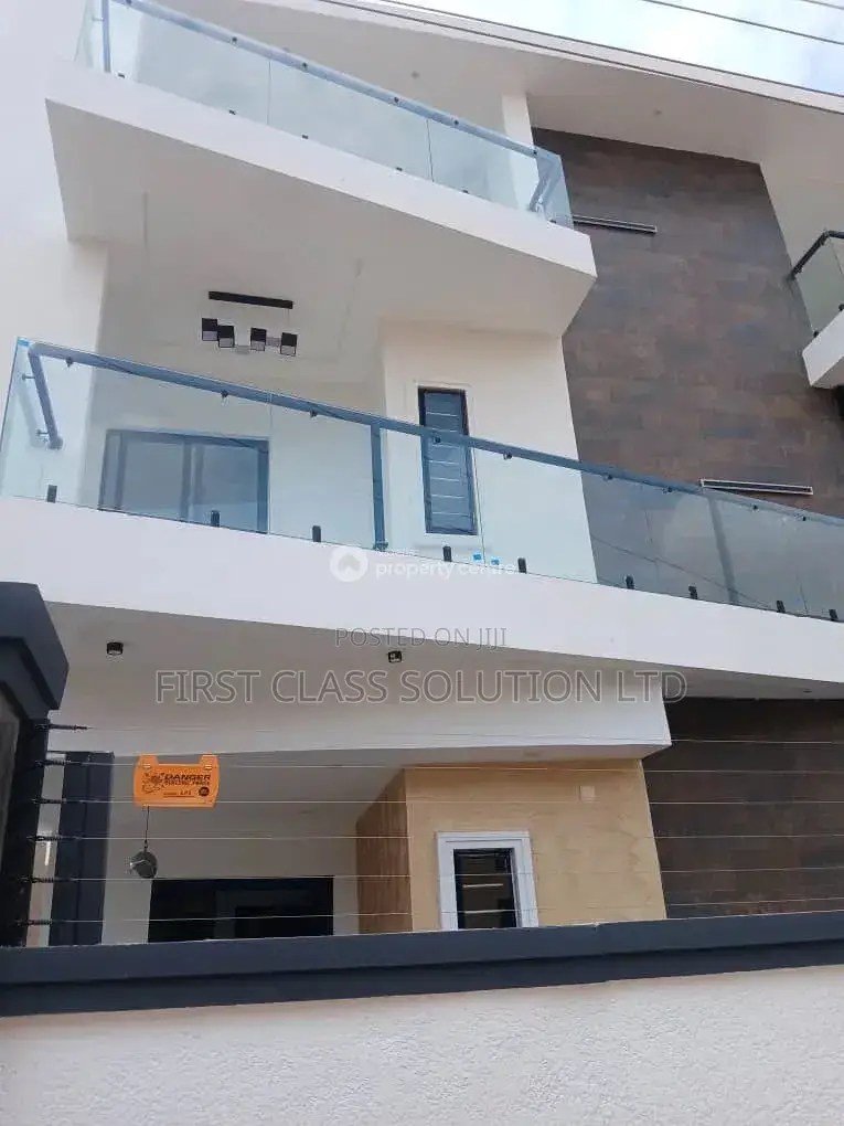 Furnished 6bdrm Duplex in Enugu State for sale