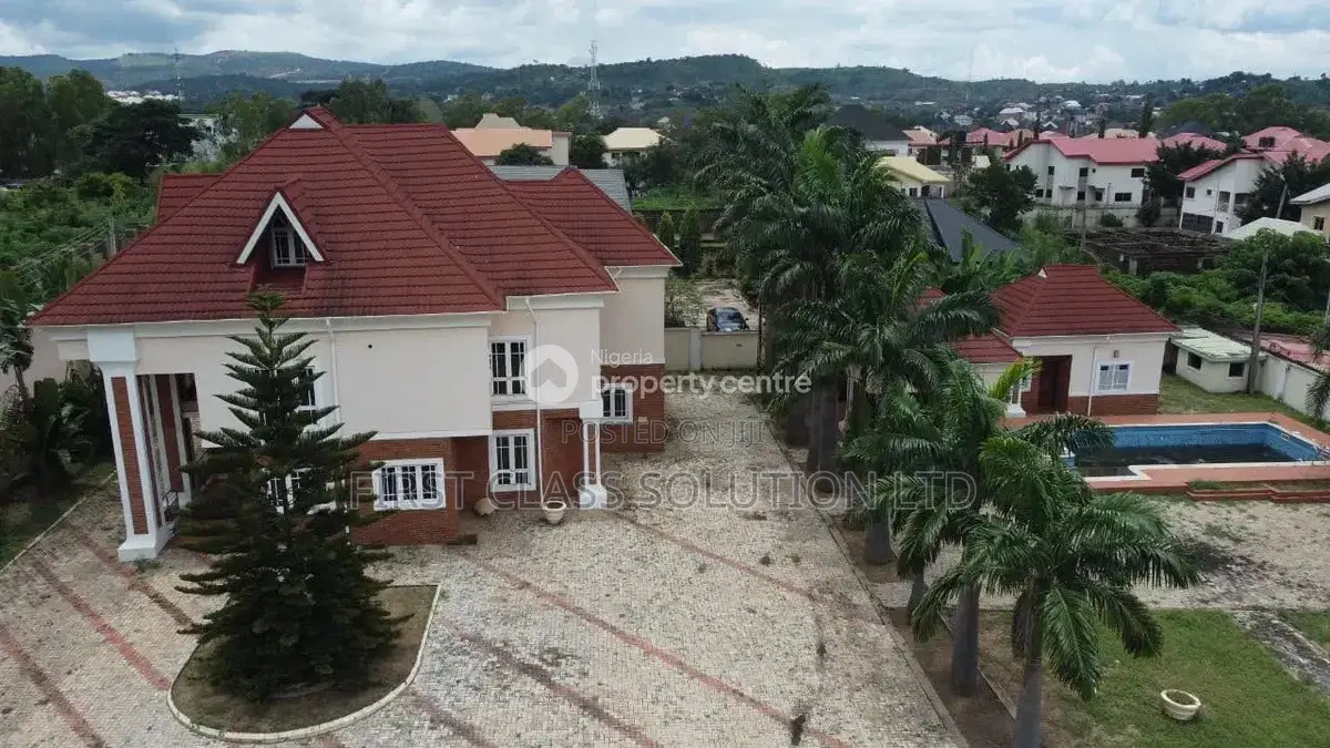 Furnished 5bdrm Duplex in Enugu State for sale