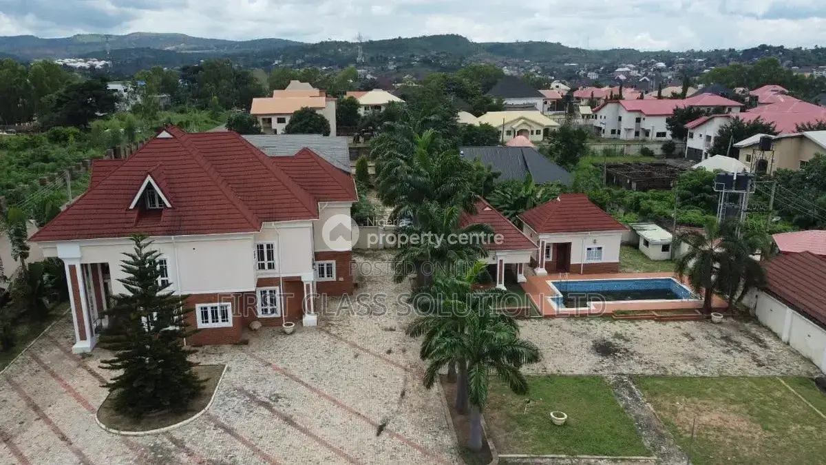Furnished 5bdrm Duplex in Enugu State for sale