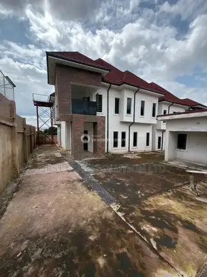 Furnished 4bdrm Duplex in Enugu State for sale