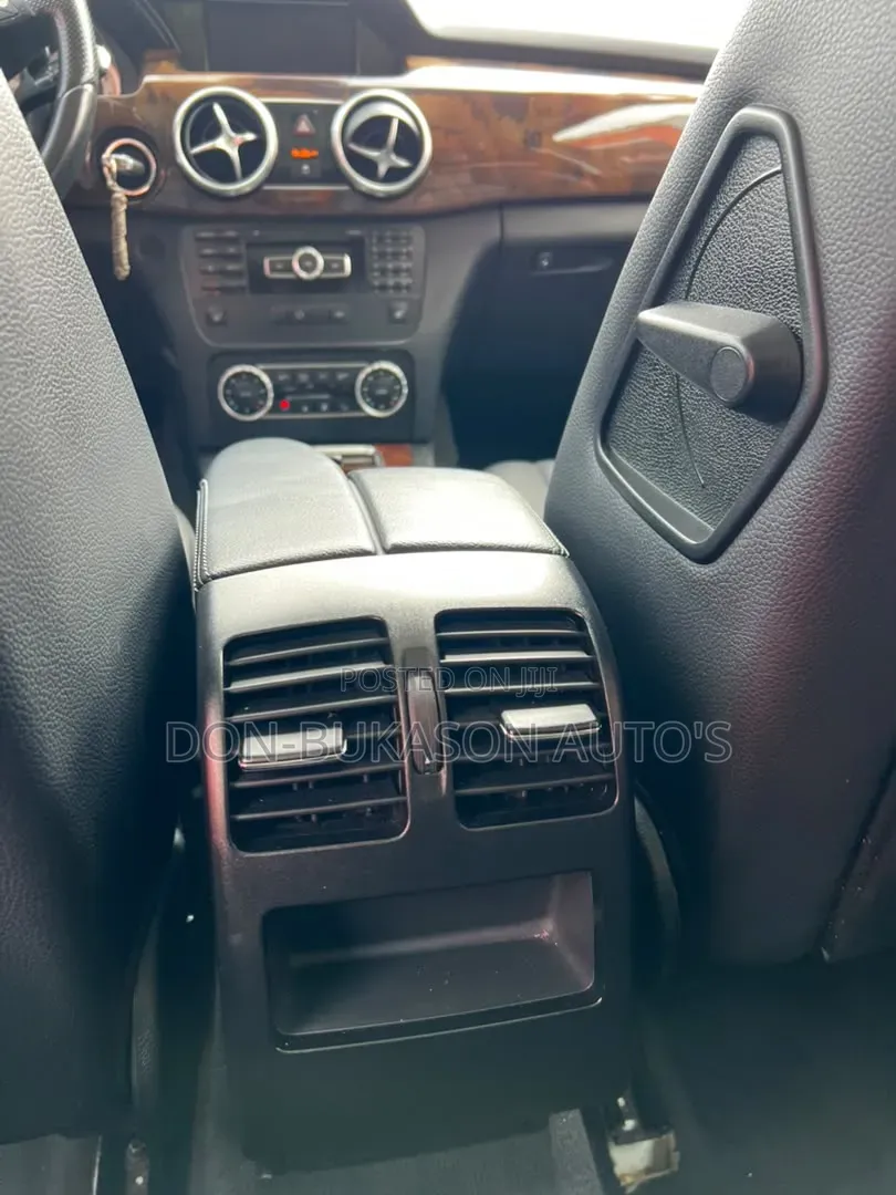 Mercedes-Benz GLK-Class Base GLK 350 4dr 4x2 (3.5L 6cyl 7A) 2015 White