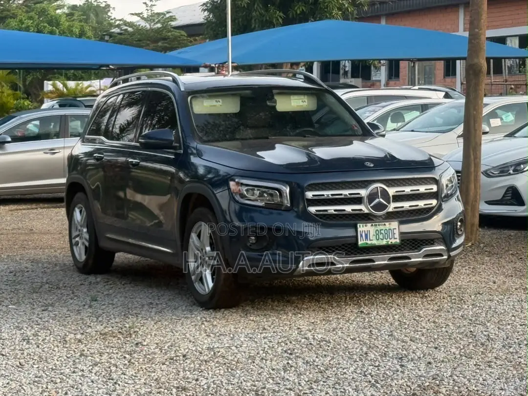 Mercedes-Benz GLB-Class GLB 250 4MATIC 2020 Blue