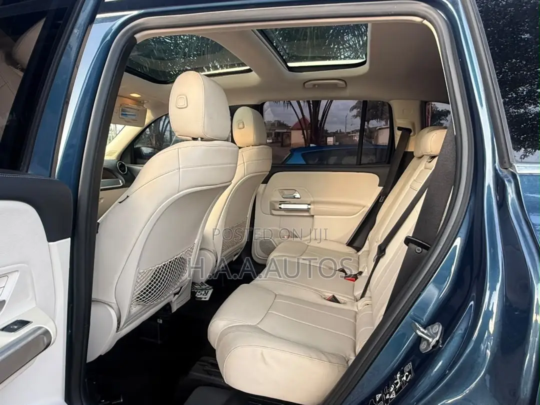 Mercedes-Benz GLB-Class GLB 250 4MATIC 2020 Blue