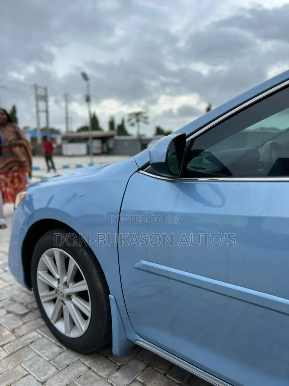 Toyota Camry XLE 4dr Sedan (2.5L 4cyl 6A) 2012 Blue